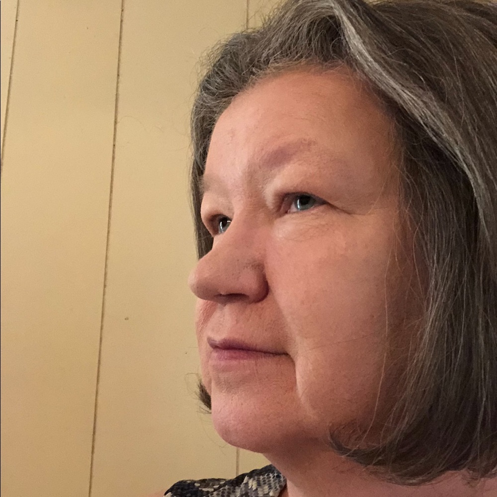 Meet your Posher, Lisa - Picture 4 of 7